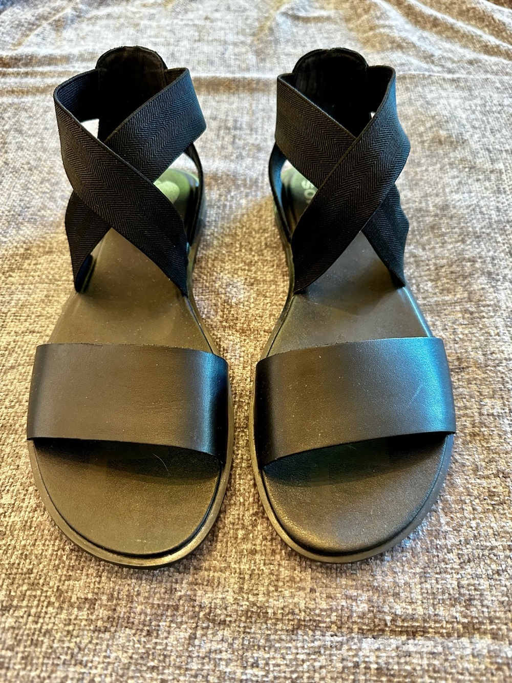 Sorel Black Crisscross Elastic Strap Sandals